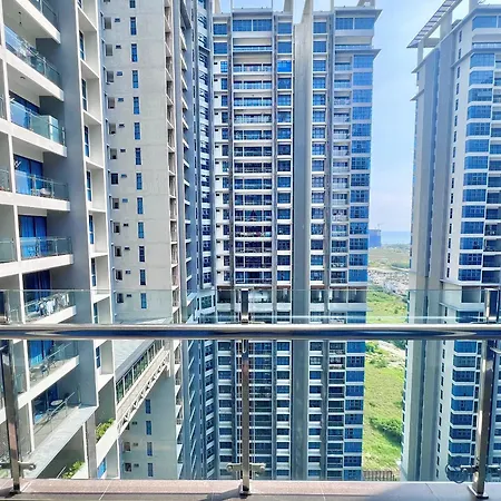 Atlantis Residences Melaka By Stayrene Exterior photo